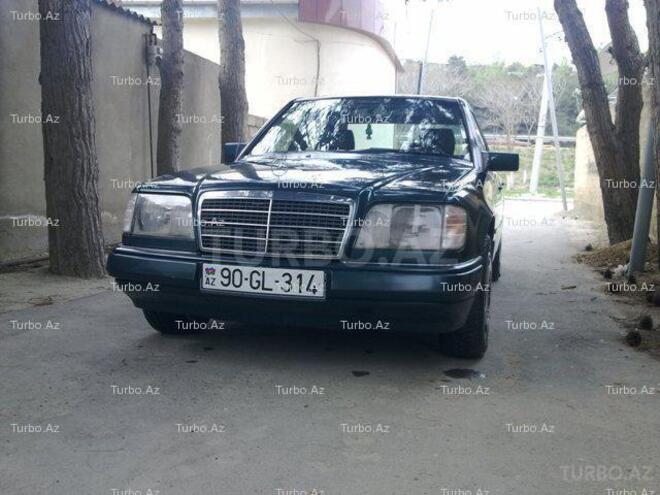 Mercedes E 200 1995, 250,000 km - 2.0 l - Bakı