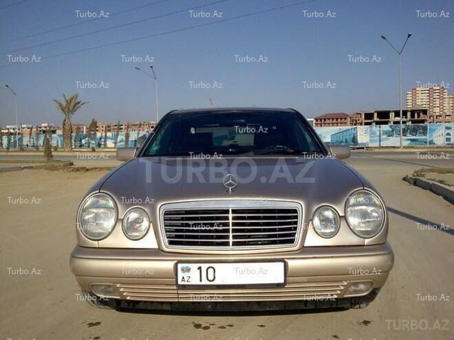 Mercedes E 220 1998, 216,000 km - 2.2 l - Bakı