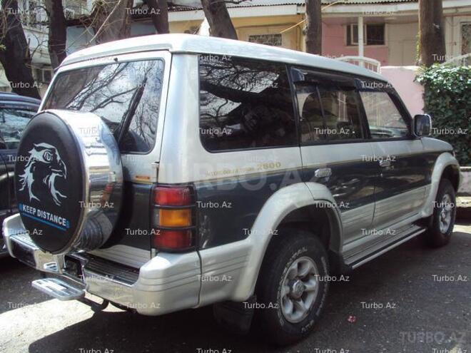 Mitsubishi Pajero 1994, 255,000 km - 2.8 l - Bakı