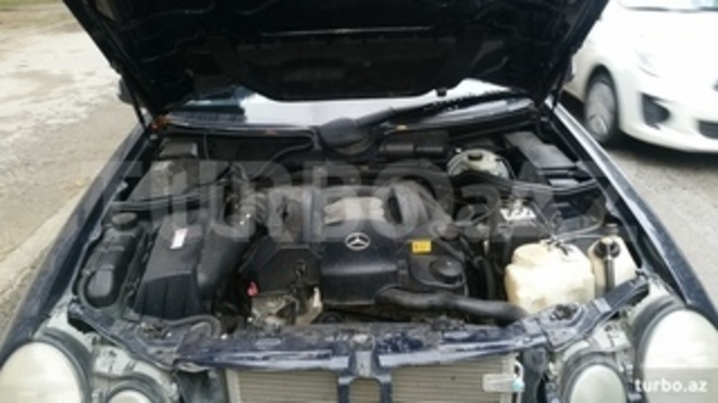 Mercedes E 260 2000, 28,800 km - 2.6 л - Bakı