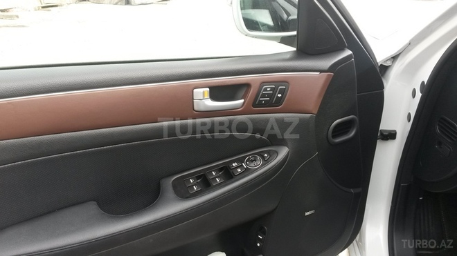Hyundai Genesis 2013, 48,000 km - 3.8 l - Bakı