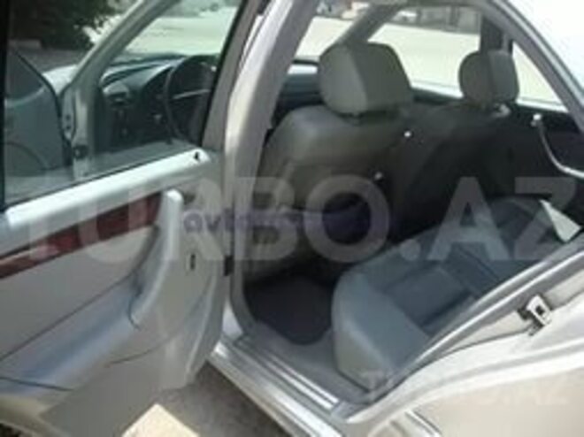 Mercedes C 280 2002, 3,576,000 km - 2.3 l - Quba