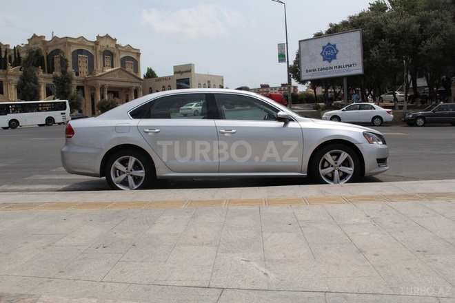 Volkswagen Passat 2012, 100,000 km - 1.5 l - Bakı
