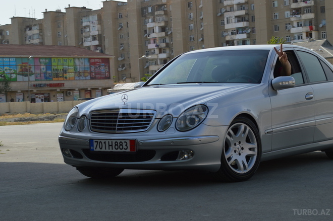 Mercedes E 320 2003, 190,000 km - 3.2 l - Bakı