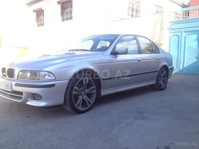 BMW 520 1999, 238,000 km - 2.0 л - Bakı