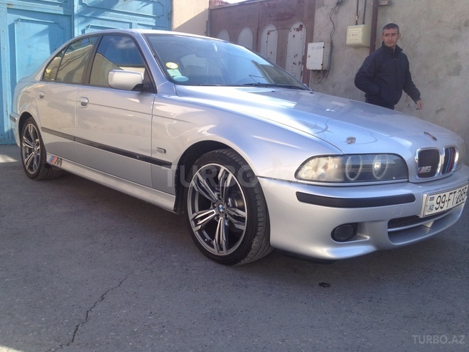 BMW 520 1999, 238,000 km - 2.0 л - Bakı