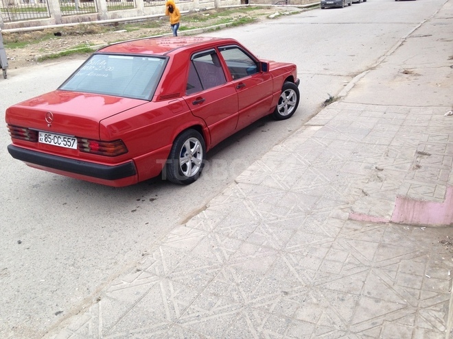 Mercedes 190 1991, 225,000 km - 2.0 л - Bakı