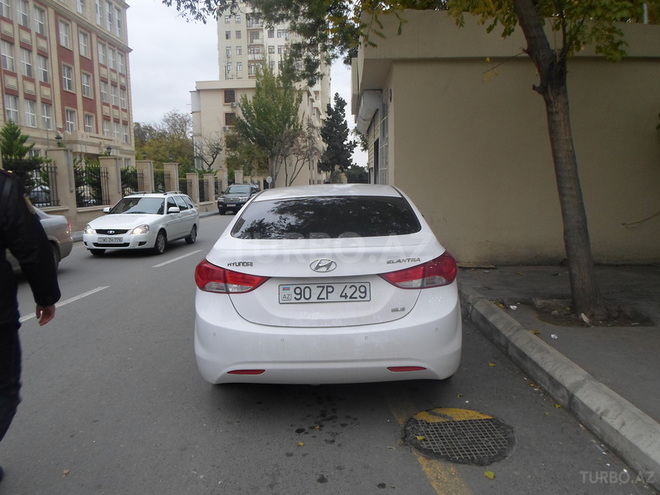 Hyundai Elantra 2012, 54,000 km - 1.8 l - Bakı