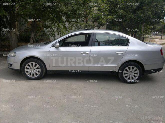 Volkswagen Passat 2005, 100,000 km - 2.0 l - Bakı
