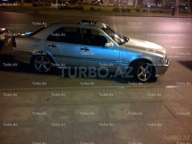 Mercedes C 240 1999, 199,000 km - 2.4 l - Bakı