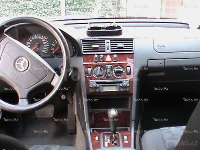 Mercedes C 240 2000, 97,000 km - 2.4 l - Bakı