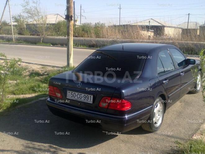 Mercedes E 240 2000, 147,000 km - 2.4 l - Bakı