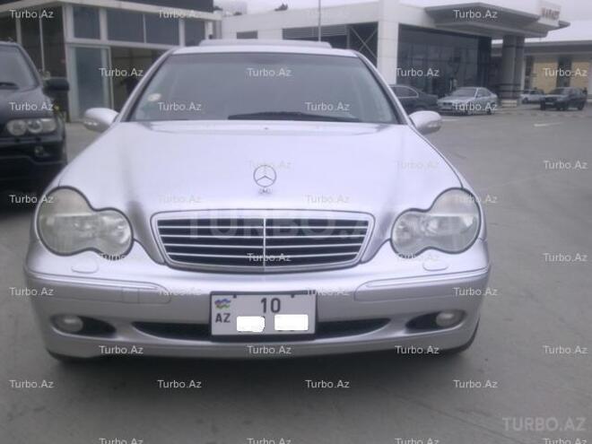 Mercedes C 320 2002, 142,400 km - 3.2 л - Bakı