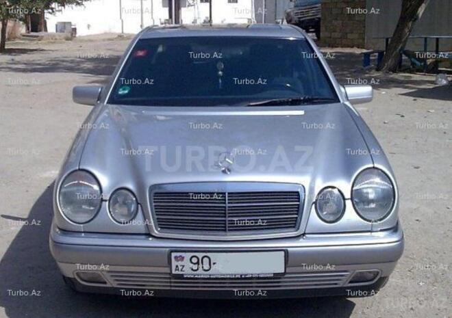 Mercedes E 230 1997, 175,000 km - 2.3 l - Bakı