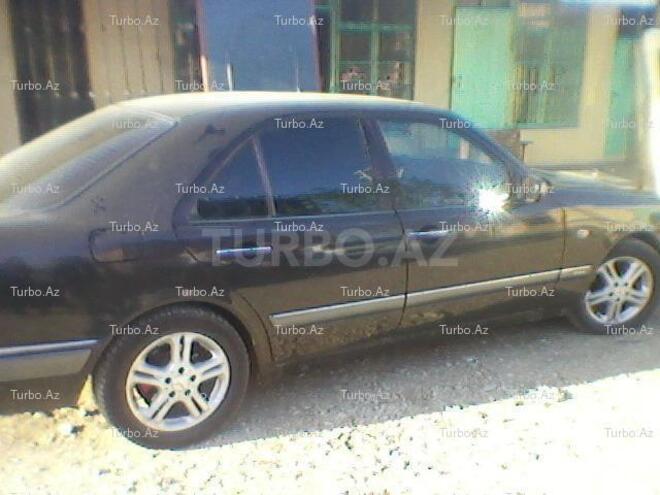 Mercedes E 300 1996, 156,000 km - 3.0 l - Bakı