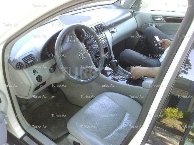 Mercedes C 240 2001, 180,000 km - 2.6 l - Bakı