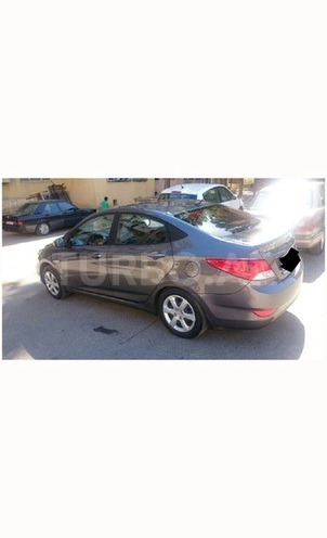 Hyundai Accent 2013, 60,000 km - 1.6 l - Bakı