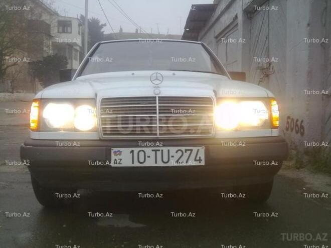 Mercedes E 200 1989, 250,000 km - 2.0 л - Bakı