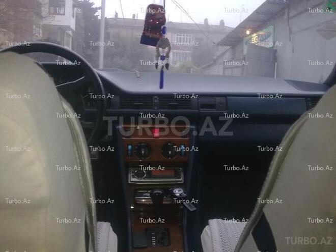 Mercedes E 200 1989, 250,000 km - 2.0 л - Bakı