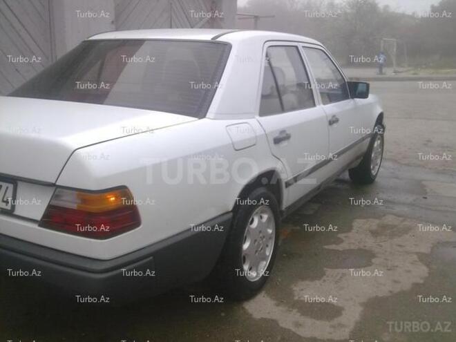 Mercedes E 200 1989, 250,000 km - 2.0 л - Bakı