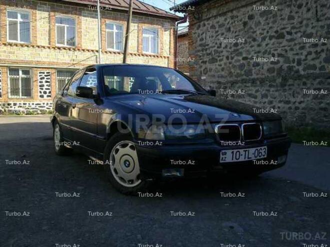 BMW 318 1992, 235,000 km - 1.8 l - Bakı