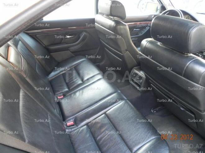 BMW 525 2001, 180,000 km - 2.5 l - Bakı