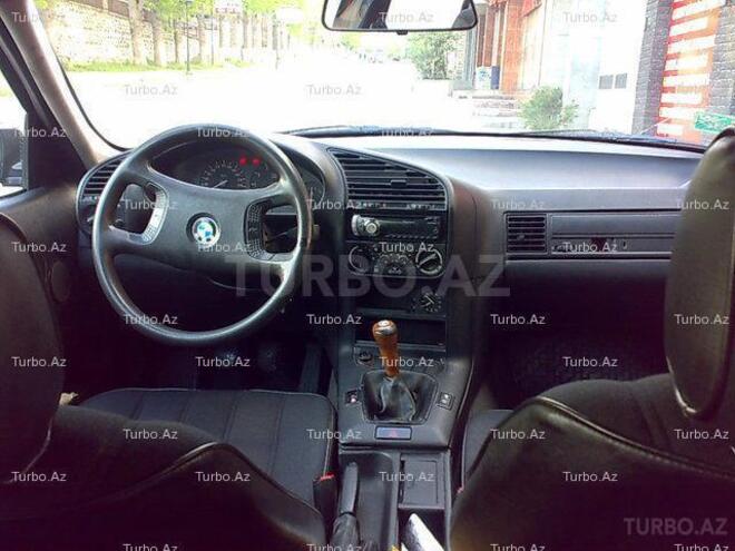 BMW 320 1992, 300,000 km - 2.0 l - Bakı