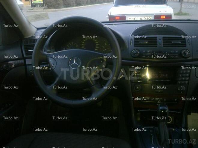 Mercedes E 220 2002, 105,000 km - 2.2 л - Bakı