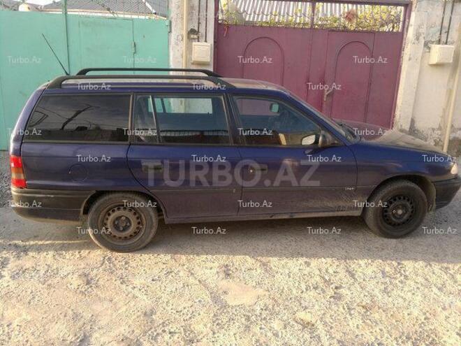 Opel Astra 1995, 350,000 km - 1.6 l - Bakı