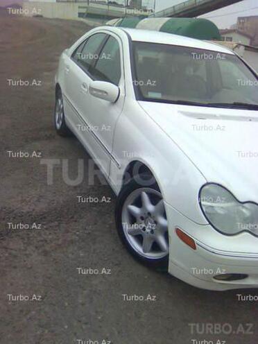 Mercedes C 240 2004, 303,000 km - 2.6 l - Bakı
