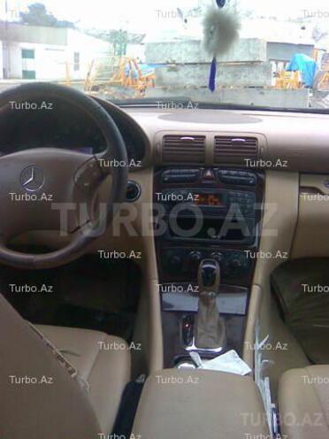 Mercedes C 240 2004, 303,000 km - 2.6 l - Bakı
