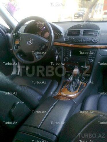 Mercedes E 220 2003, 185,000 km - 2.2 л - Bakı