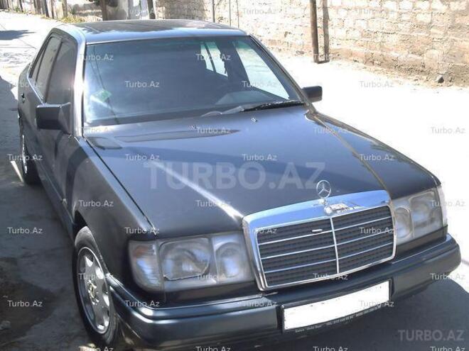 Mercedes E 200 1992, 167,000 km - 2.0 l - Bakı