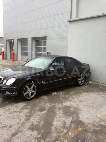 Mercedes E 350 2004, 97,000 km - 3.5 l - Bakı