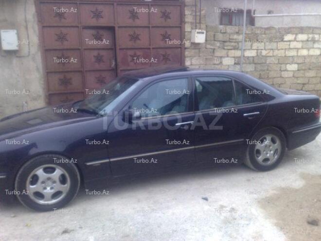 Mercedes E 240 2000, 189,043 km - 2.4 л - Bakı