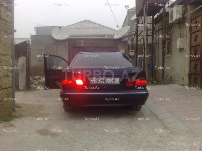 Mercedes E 240 2000, 189,043 km - 2.4 л - Bakı