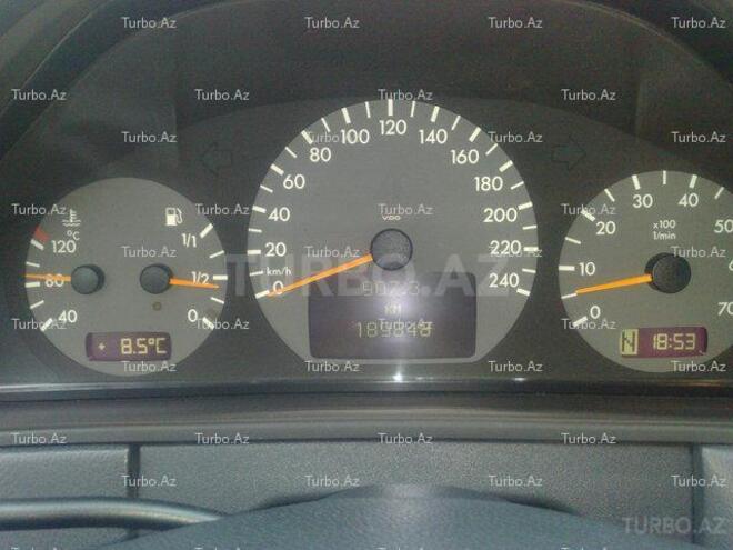 Mercedes E 240 2000, 189,043 km - 2.4 л - Bakı