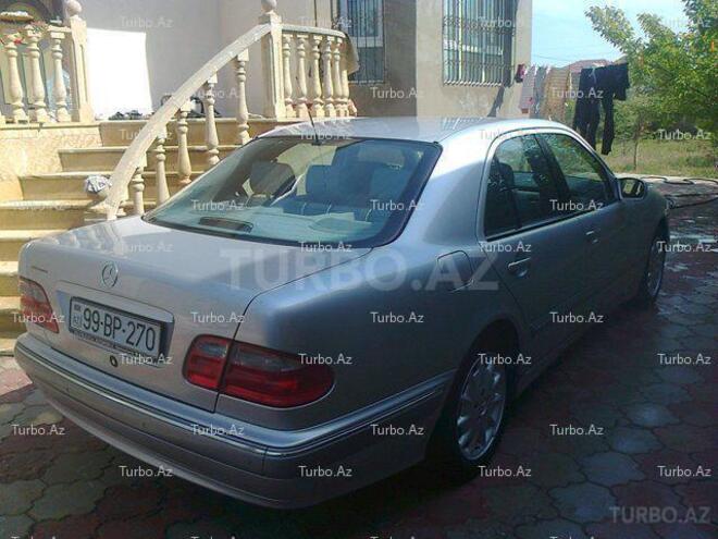 Mercedes E 270 2000, 187,000 km - 2.7 l - Bakı