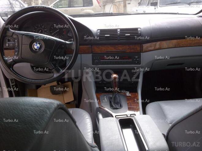 BMW 525 2001, 175,000 km - 2.5 l - Bakı