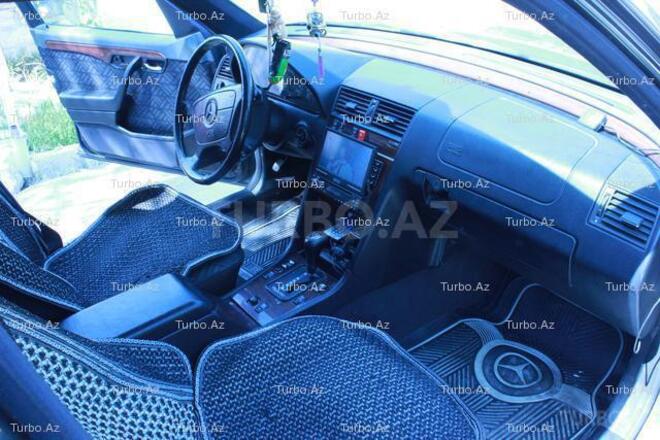 Mercedes C 200 1995, 261,000 km - 2.0 л - Bakı