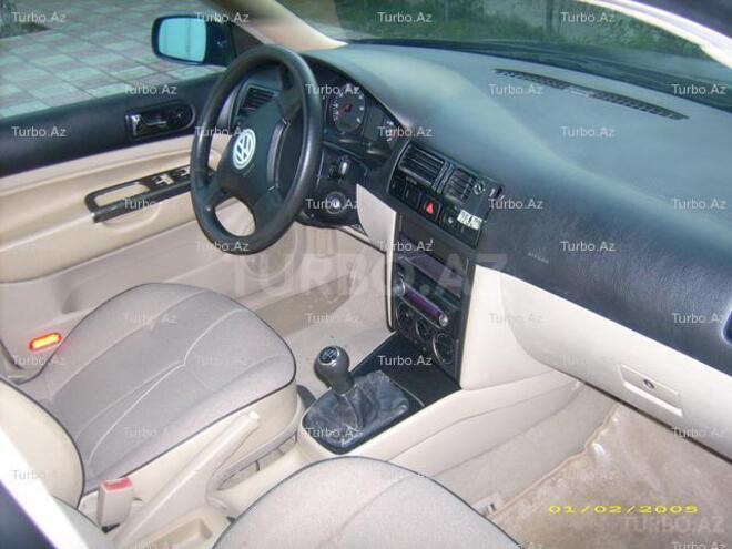 Volkswagen Bora 2001, 167,000 km - 1.6 l - Bakı