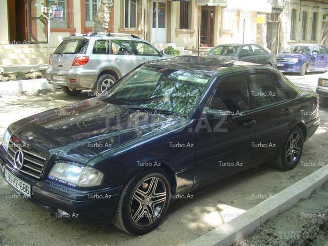 Mercedes C 220 1995, 270,000 km - 2.2 l - Bakı