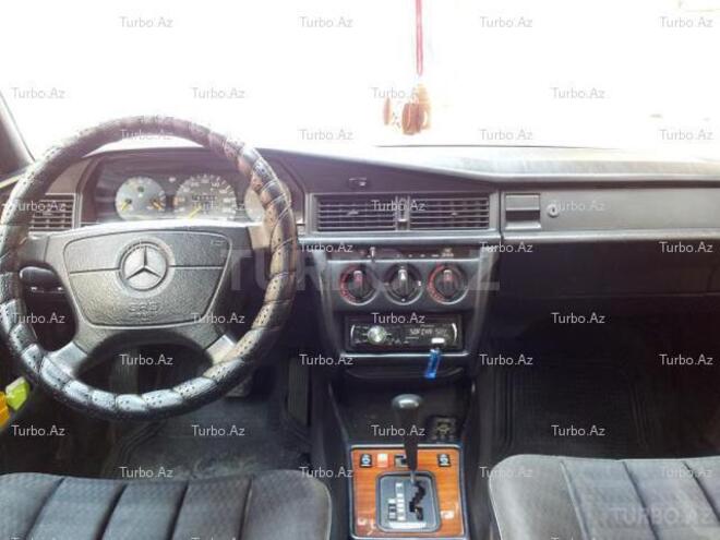 Mercedes 190 1993, 197,300 km - 1.8 л - Bakı