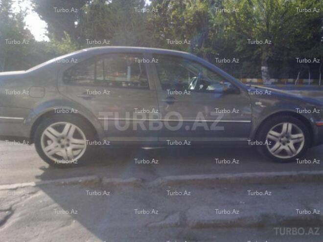 Volkswagen Jetta 2004, 143,560 km - 2.0 л - Bakı