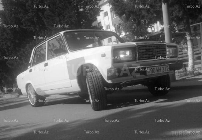 LADA (VAZ) 2107 2011, 21,000 km - 1.6 l - Bakı