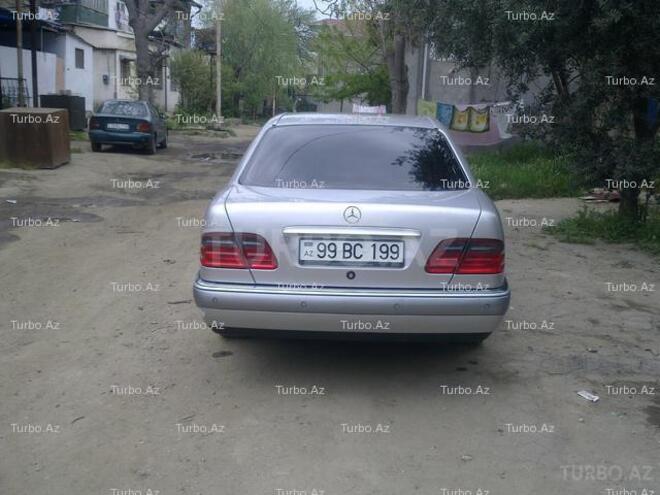 Mercedes E 240 1997, 131,000 km - 2.4 l - Bakı