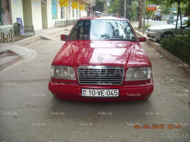 Mercedes E 200 1994, 270,000 km - 2.0 l - Bakı