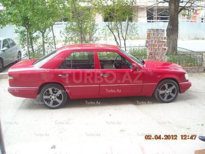 Mercedes E 200 1994, 270,000 km - 2.0 l - Bakı
