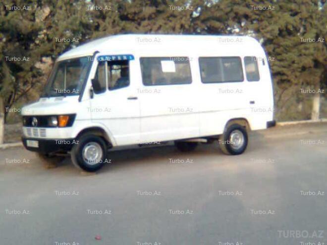 Mercedes 208 D 1994, 45,000 km - 2.2 л - Bakı