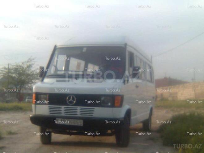 Mercedes 208 D 1994, 45,000 km - 2.2 л - Bakı